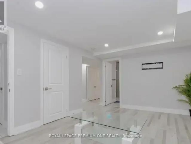 House 2 Bedroom For Rent Oakville ON 1999 ELS103091696