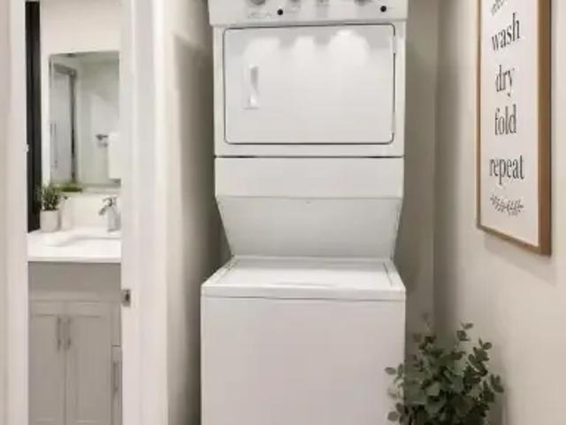 House 2 Bedroom For Rent Oakville ON 1900 ES102915305