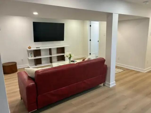House 2 Bedroom For Rent Ottawa ON 2000 ES102578695