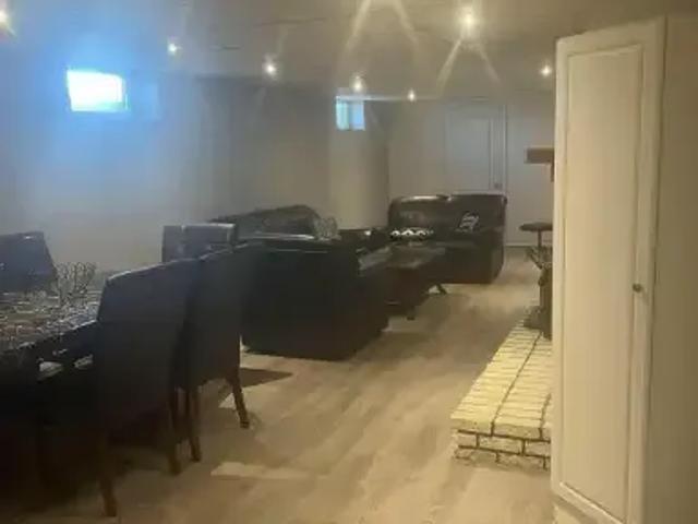 House 2 Bedroom For Rent Milton ON 2000 ES104940984