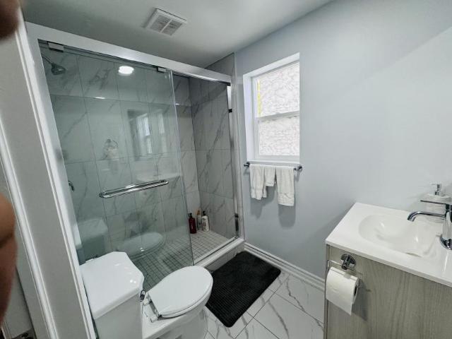 House 2 Bedroom For Rent Niagara Falls ON 1750 ES96341098