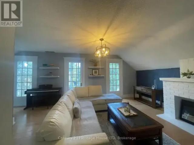 House 2 Bedroom For Rent Niagara Falls ON 1850 ES103579398