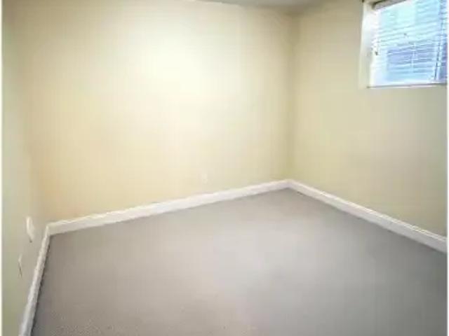 House 2 Bedroom For Rent Surrey BC 1400 ES105198725