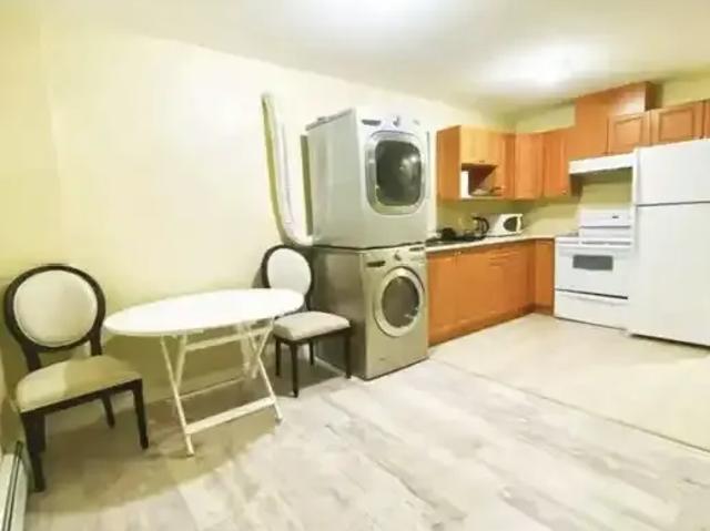 House 2 Bedroom For Rent Surrey BC 2000 ES101217284