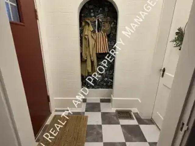 House 2 Bedroom For Rent Regina SK 2200 ELS102846236