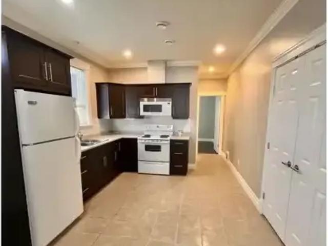 House 2 Bedroom For Rent Richmond BC 2300 ES100809766