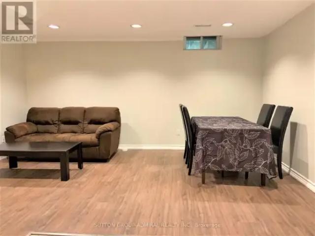 House 2 Bedroom For Rent Richmond Hill ON 1690 ELS101948526