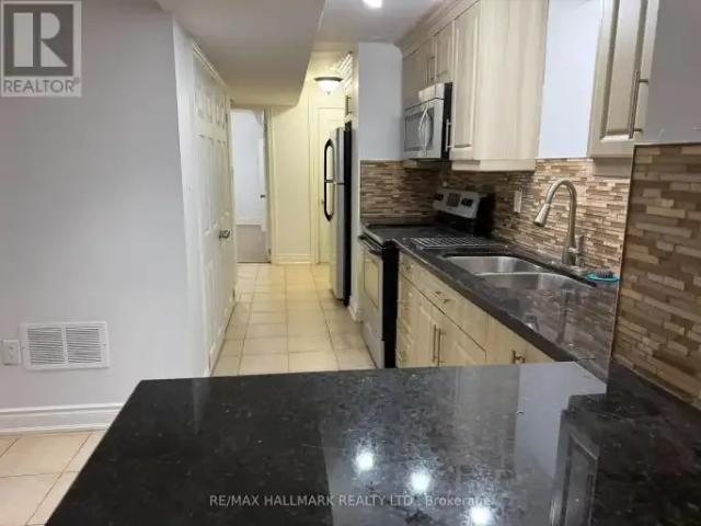 House 2 Bedroom For Rent Richmond Hill ON 1700 ES104106833