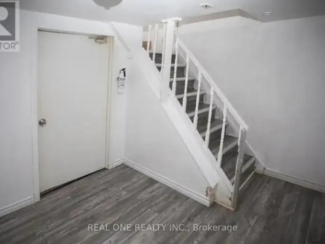 House 2 Bedroom For Rent Richmond Hill ON 1750 ES103695286