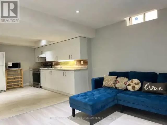 House 2 Bedroom For Rent Richmond Hill ON 1800 ES102518900