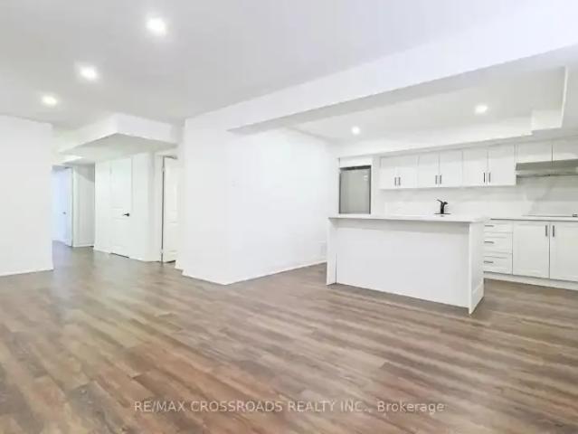 House 2 Bedroom For Rent Richmond Hill ON 1950 ES104292282