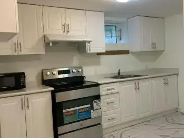 House 2 Bedroom For Rent Richmond Hill ON 1950 ES105151091