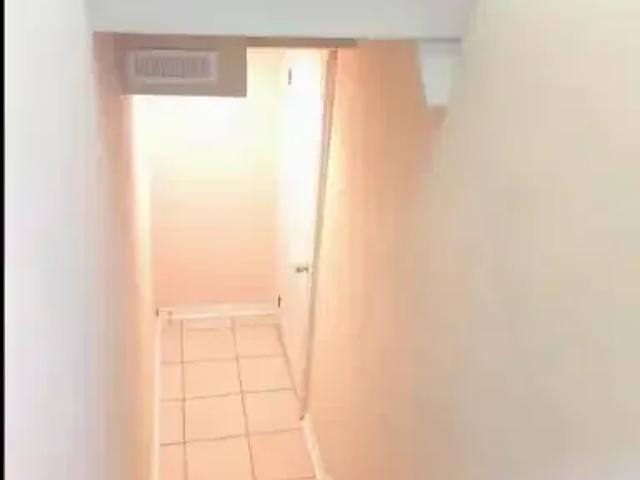House 2 Bedroom For Rent Richmond Hill ON 2000 ELS101262085