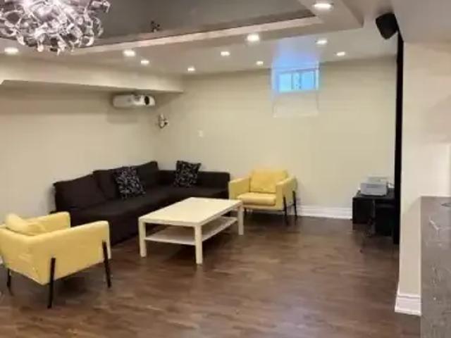 House 2 Bedroom For Rent Richmond Hill ON 2000 ES102243194