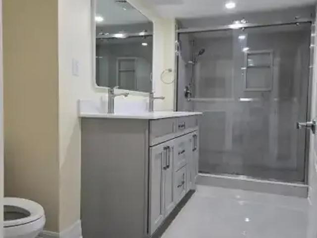 House 2 Bedroom For Rent Richmond Hill ON 2300 ES104681994