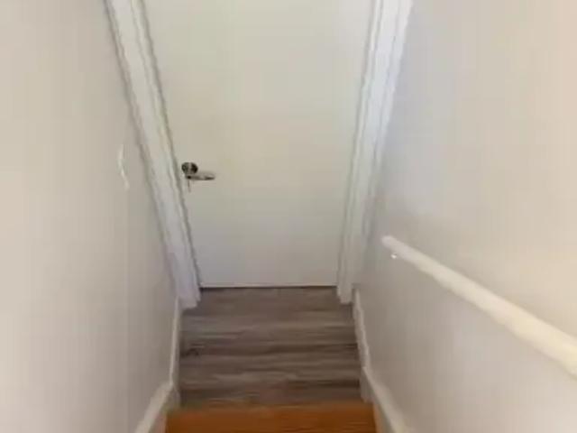 House 2 Bedroom For Rent Waterloo ON 1600 ELS103030761