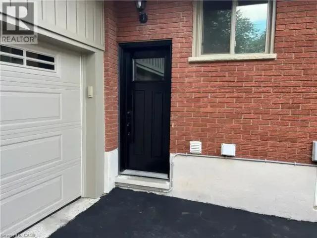 House 2 Bedroom For Rent Waterloo ON 2395 ES100761526