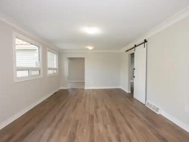 House 2 Bedroom For Rent Welland ON 2095 ES105198494