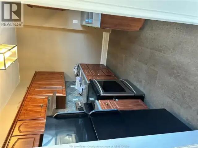 House 2 Bedroom For Rent Windsor ON 1500 ELS101878111