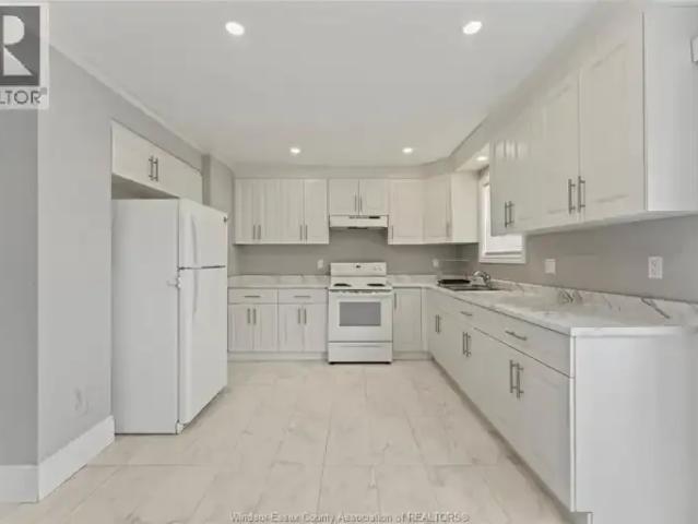 House 2 Bedroom For Rent Windsor ON 1625 ELS101878373