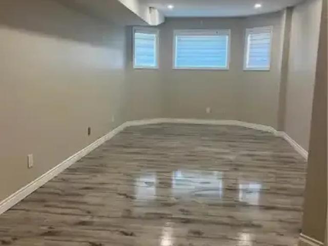House 2 Bedroom For Rent Windsor ON 1800 ELS102658698