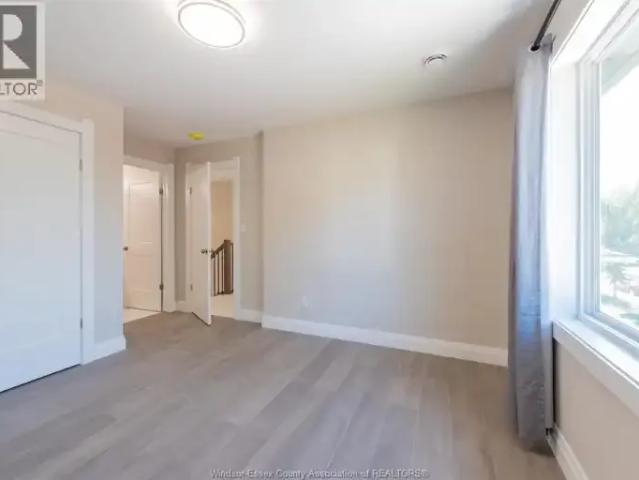 House 2 Bedroom For Rent Windsor ON 1800 ES103091765