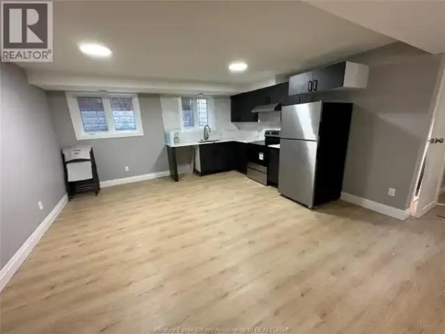 House 2 Bedroom For Rent Windsor ON 1800 ES103338647