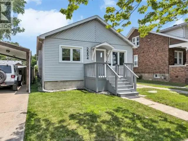 House 2 Bedroom For Rent Windsor ON 1900 ES103695344
