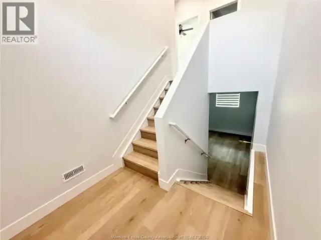 House 2 Bedroom For Rent Windsor ON 2200 ES105118895