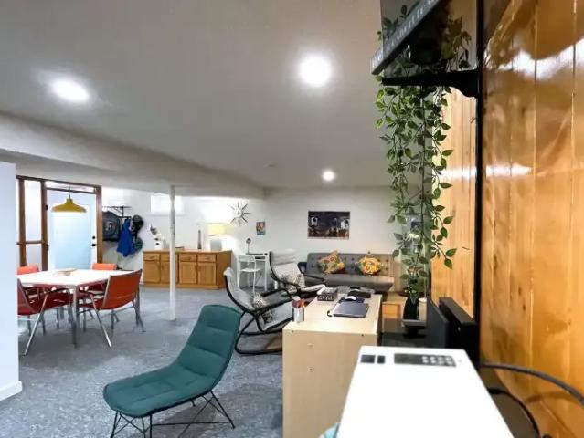 House 2 Bedroom For Rent Winnipeg MB 1700 ES103367677