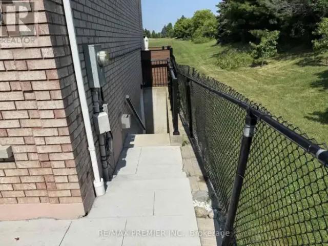 House 2 Bedroom For Rent Vaughan ON 1800 ES101877915