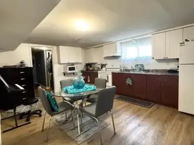 House 2 Bedroom For Rent Vaughan ON 2075 ES101879128