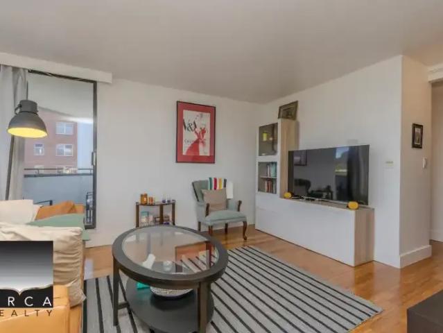 House 2 Bedroom For Rent Vancouver BC 3100 ES105100761
