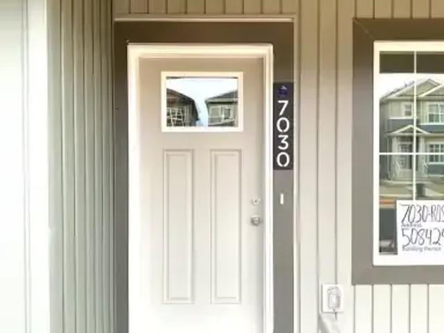 House 2.5 Bedroom For Rent Edmonton AB 1999 ES103879501