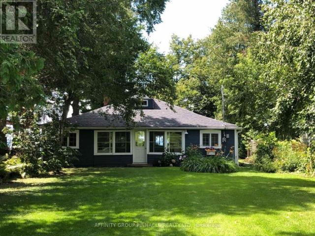 3 Bedroom House Brock Beaverton ON 89744003