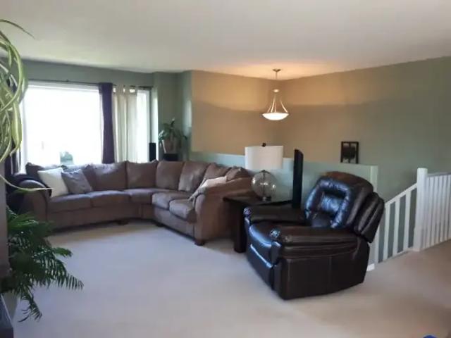 House 3 Bedroom For Rent Cold Lake AB 2500 ES102952042