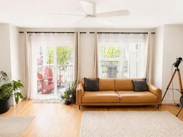 House 3 Bedroom For Rent Calgary AB 4000 ELS102578698