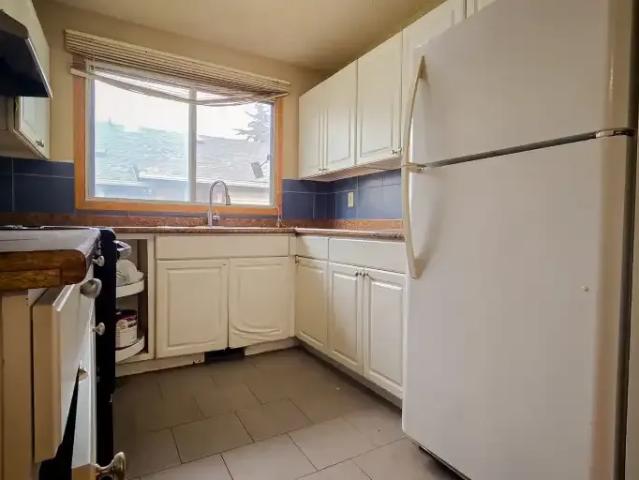 House 3 Bedroom For Rent Calgary AB 1689 ELS102587515