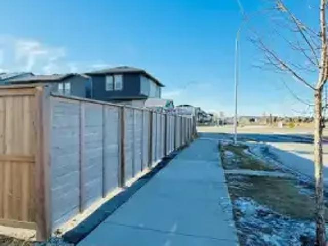 House 3 Bedroom For Rent Calgary AB 1950 ELS102701012