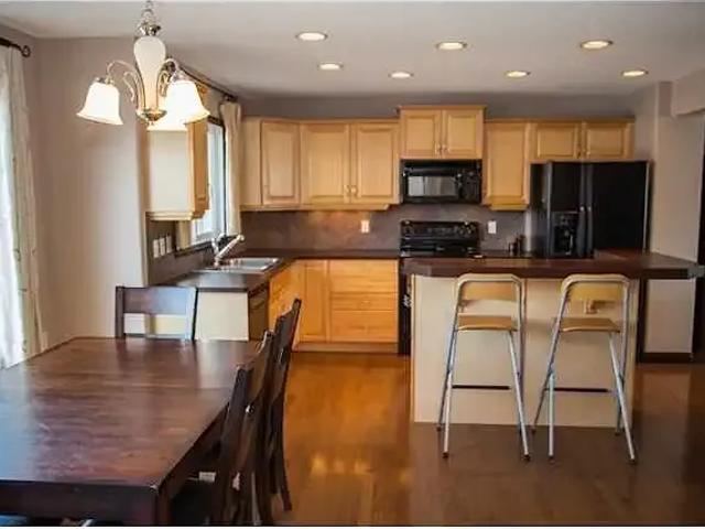 House 3 Bedroom For Rent Calgary AB 2060 ES103958671