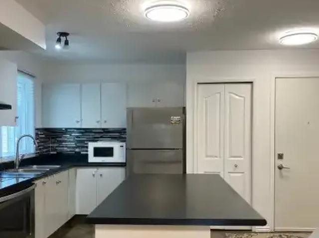 House 3 Bedroom For Rent Calgary AB 2300 ES102518779
