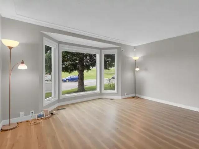 House 3 Bedroom For Rent Calgary AB 2300 ES103367977