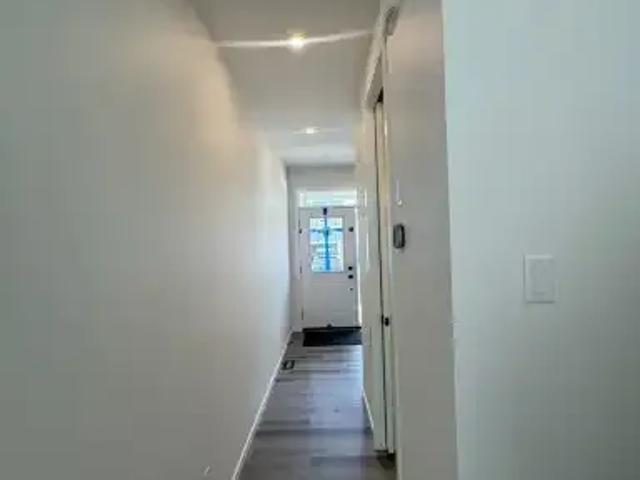 House 3 Bedroom For Rent Calgary AB 2350 ELS102883448