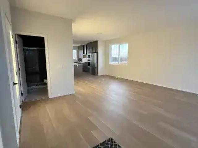 House 3 Bedroom For Rent Calgary AB 2400 ELS102915130