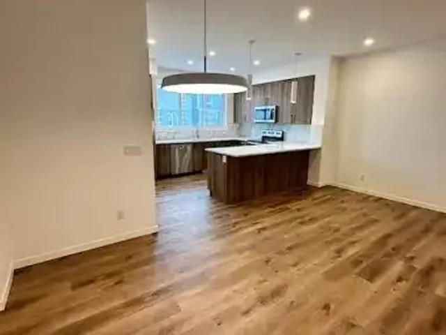 House 3 Bedroom For Rent Calgary AB 2600 ES101612403