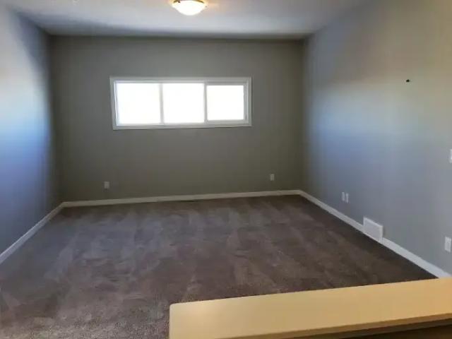 House 3 Bedroom For Rent Calgary AB 2650 ES104292186