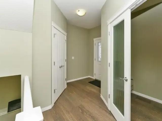 House 3 Bedroom For Rent Calgary AB 2700 ELS101639045