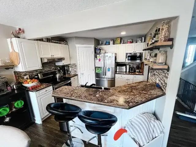 House 3 Bedroom For Rent Calgary AB 2750 ES102752144