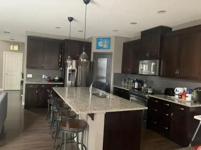 House 3 Bedroom For Rent Calgary AB 2950 ES103215829
