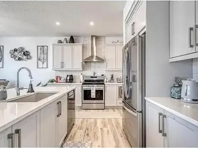House 3 Bedroom For Rent Calgary AB 3200 ES102847132